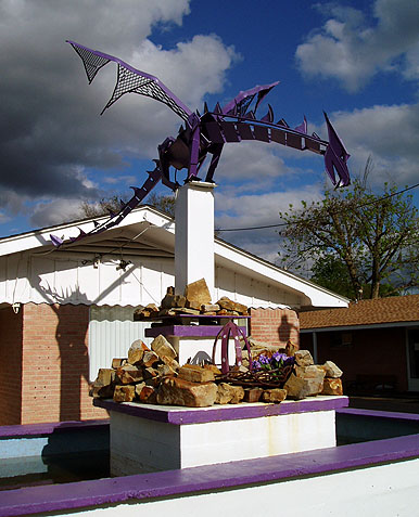 Little Shamrock Dragon Motel