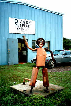Marvin the Muffler Man, Ozark